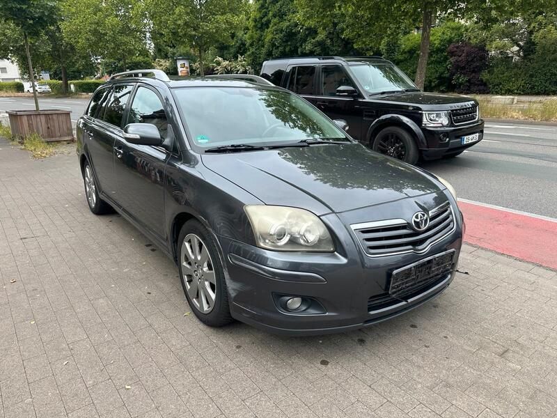 Grau Gebraucht 2007 Toyota Avensis Kombi | 1.000 € (Superpreis) - Bild 1/4