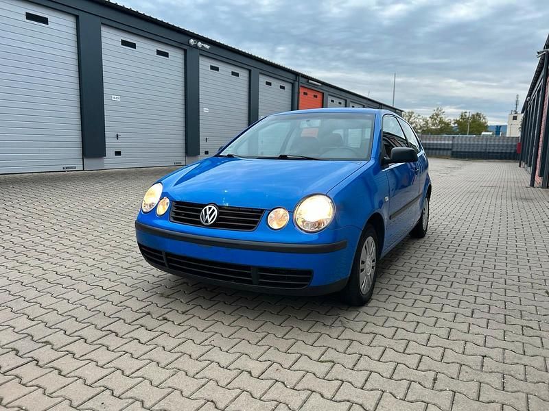 Blau Gebraucht 2002 VW Polo Comfortline Kleinwagen | 1.390 € (Guter Preis) - Bild 1/4