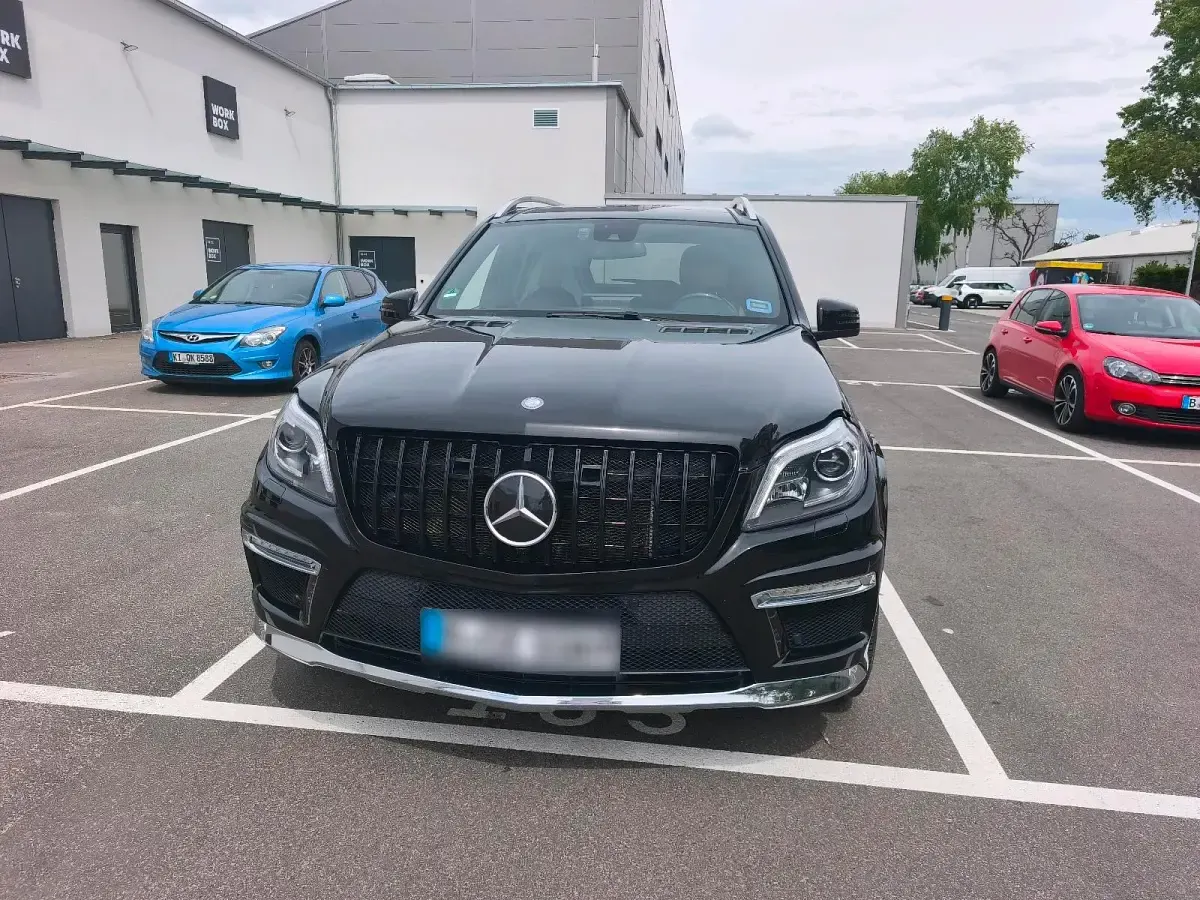 Gebraucht Mercedes GL500 435 PS (319 kW) 2012 Schwarz SUV