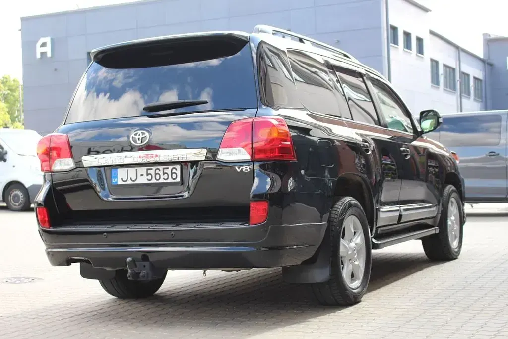 Gebraucht Toyota Land Cruiser Executive 272 PS (200 kW) 2015 Schwarz SUV