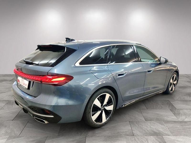 Gebraucht Audi A5 S-Line 204 PS (150 kW) 2025 Horizontblau metallic Kombi