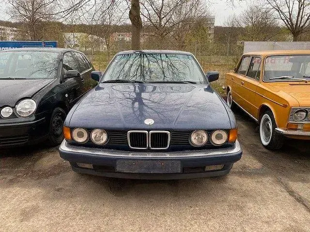 Gebraucht BMW 730 188 PS (138 kW) 1987 Grau Limousine