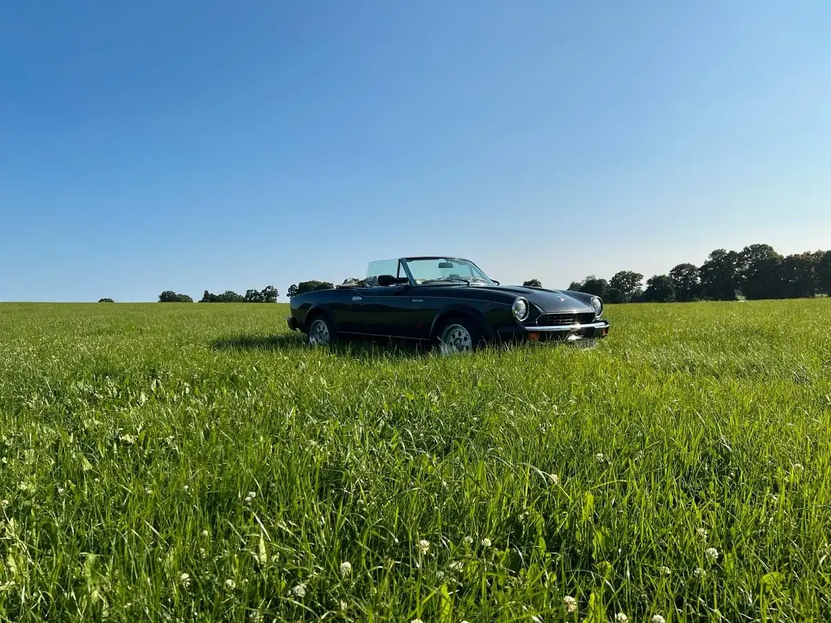 Gebraucht Fiat 124 Spider 135 PS (99 kW) 1984 Schwarz Cabrio