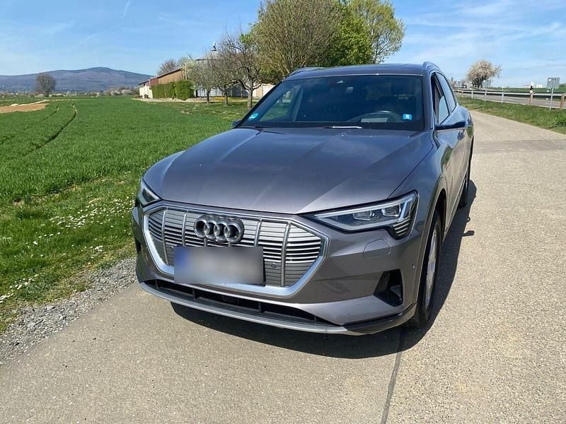 Gebraucht Audi e-tron Ambiente 300 kW (408 PS) 2019 Grau SUV