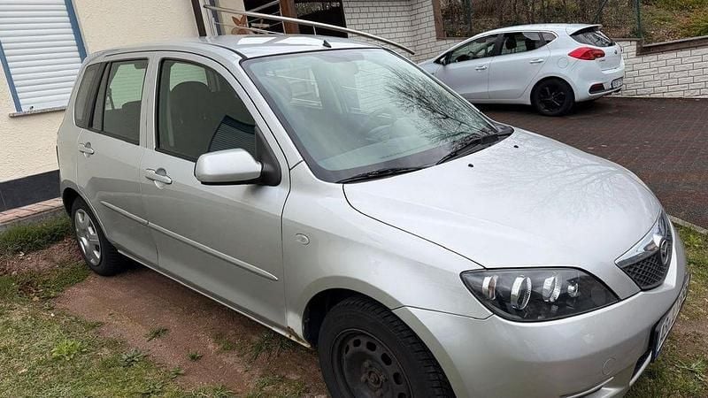 Gebraucht Mazda 2 80 PS (58 kW) 2005 Silber Kleinwagen
