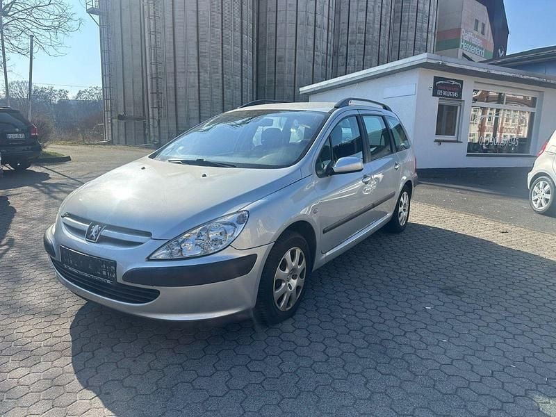Gebraucht Peugeot 307 Tendance 109 PS (80 kW) 2003 Grau Kombi