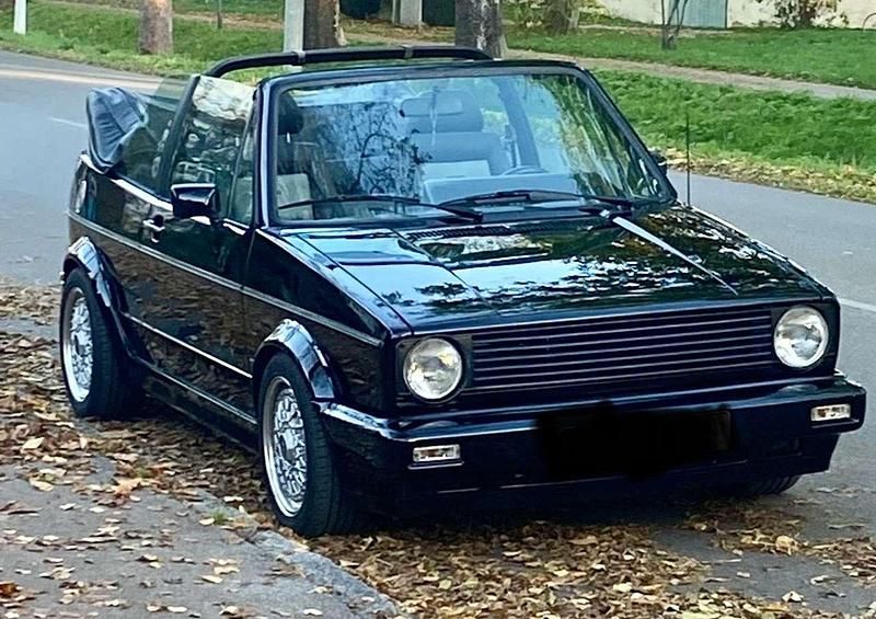 Schwarz Gebraucht 1991 VW Golf Cabriolet Sportline Cabrio | 18.900 € - Bild 1/4