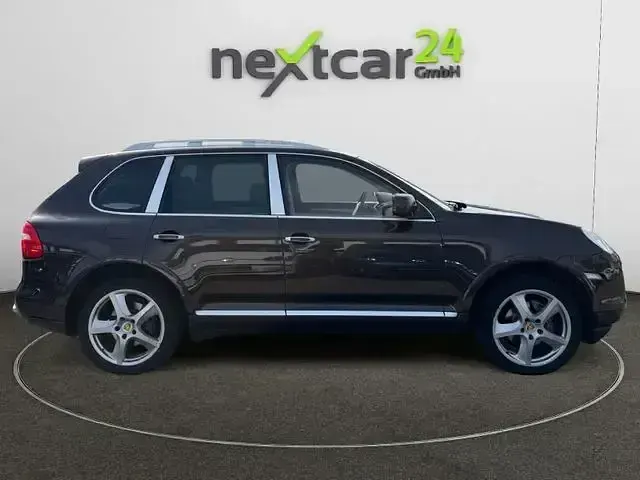 Gebraucht Porsche Cayenne Diesel 239 PS (175 kW) 2009 Braun (macadamia) SUV