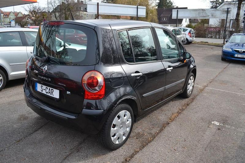 Gebraucht Renault Modus 75 PS (55 kW) 2006 Schwarz Van / Kleinbus