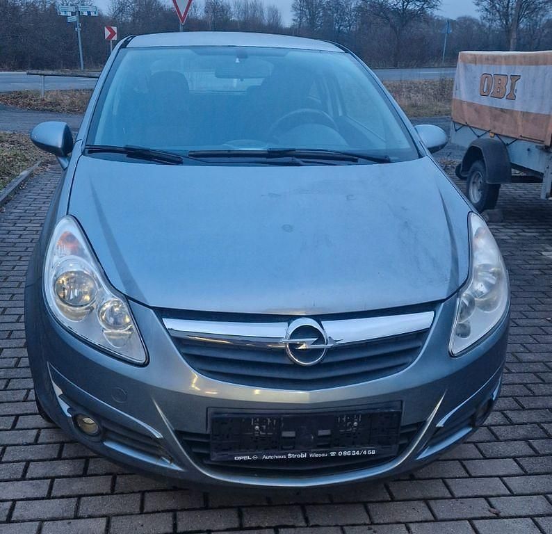 Grau Gebraucht 2006 Opel Corsa Limousine | 1.200 € (Superpreis) - Bild 1/4