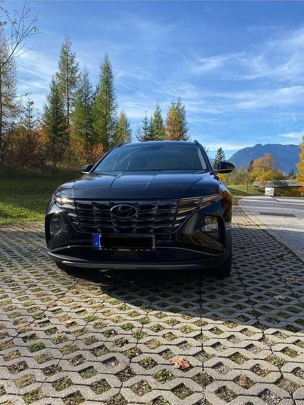 Schwarz Gebraucht 2023 Hyundai Tucson Trend SUV | 26.500 € (Superpreis) - Bild 1/4