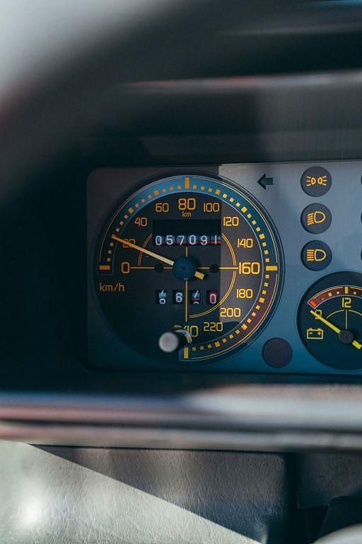 Gebraucht Lancia Delta 209 PS (153 kW) 1992 Rot Kleinwagen