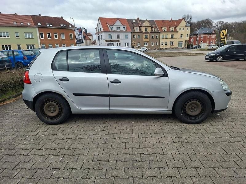Gebraucht VW Golf V Trendline 75 PS (55 kW) 2005 Silber Kleinwagen
