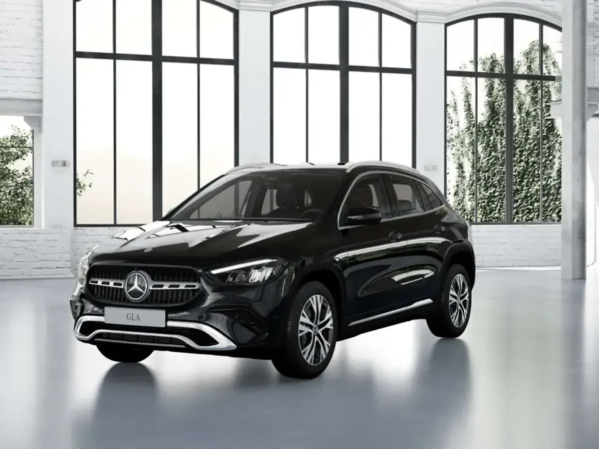 Gebraucht Mercedes GLA180 Progressive 136 PS (100 kW) 2025 Schwarz metalliclack kosmossch SUV