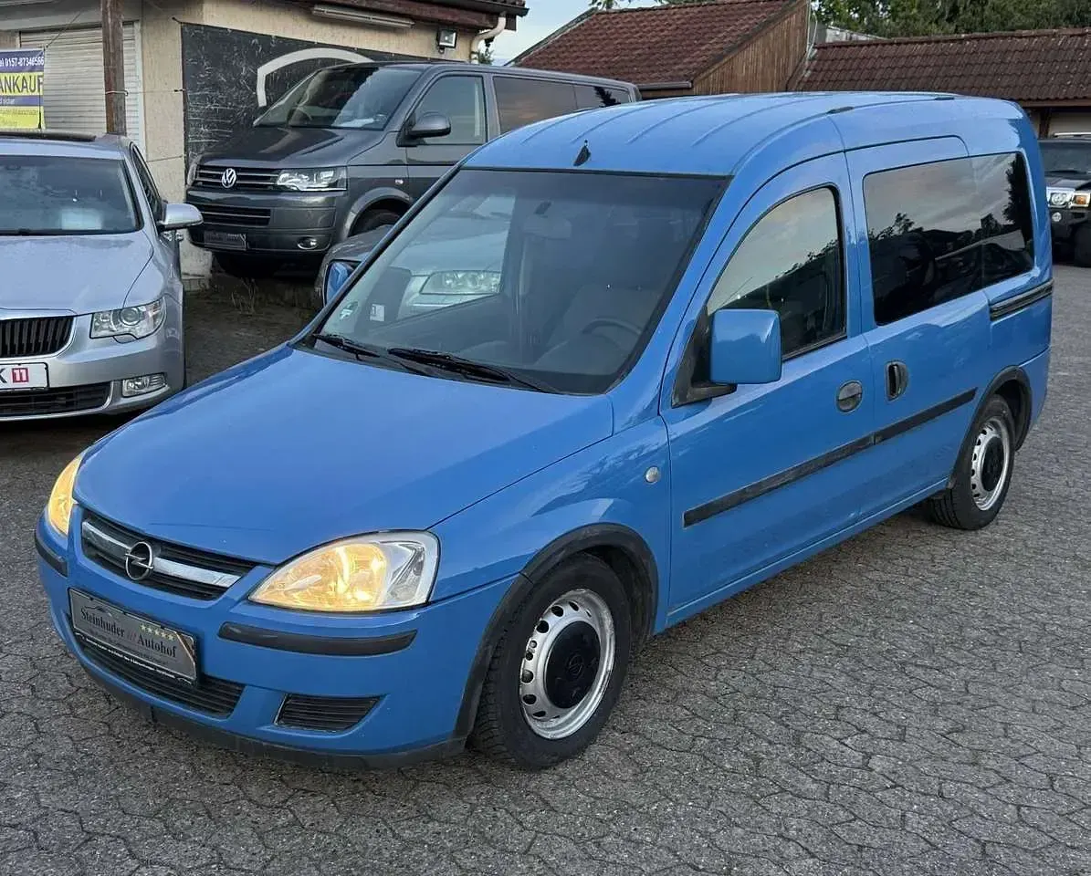 Gebraucht Opel Combo 75 PS (55 kW) 2005 Himmelblau Van / Kleinbus