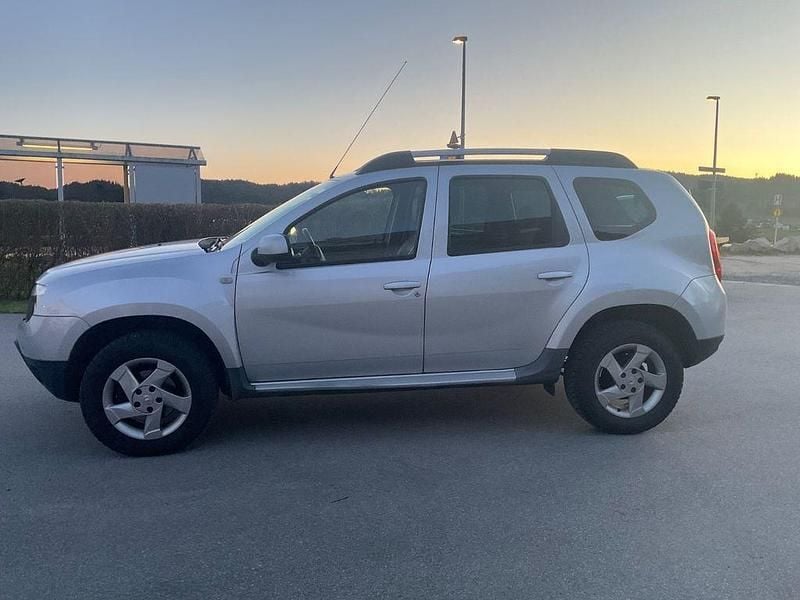 Usado Dacia Duster Prestige 110 HP (80 kW) 2011 Cinzento SUV