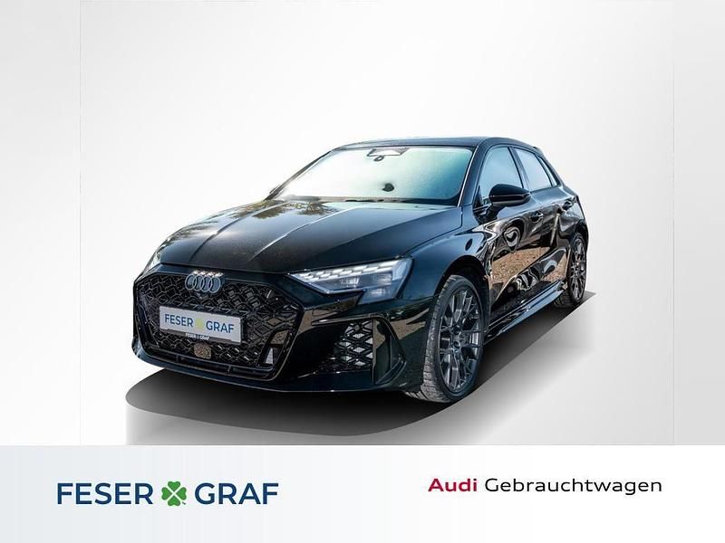 Mythosschwarz metallic Gebraucht 2025 Audi RS3 Ambiente Limousine | 68.990 € (Fairer Preis) - Bild 1/4