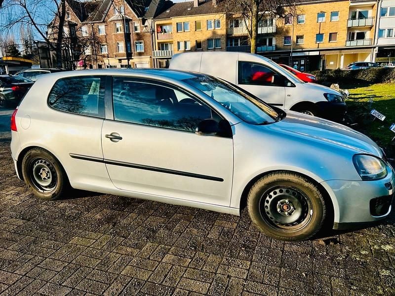 Gebraucht VW Golf IV 75 PS (55 kW) 2003 Silber Limousine