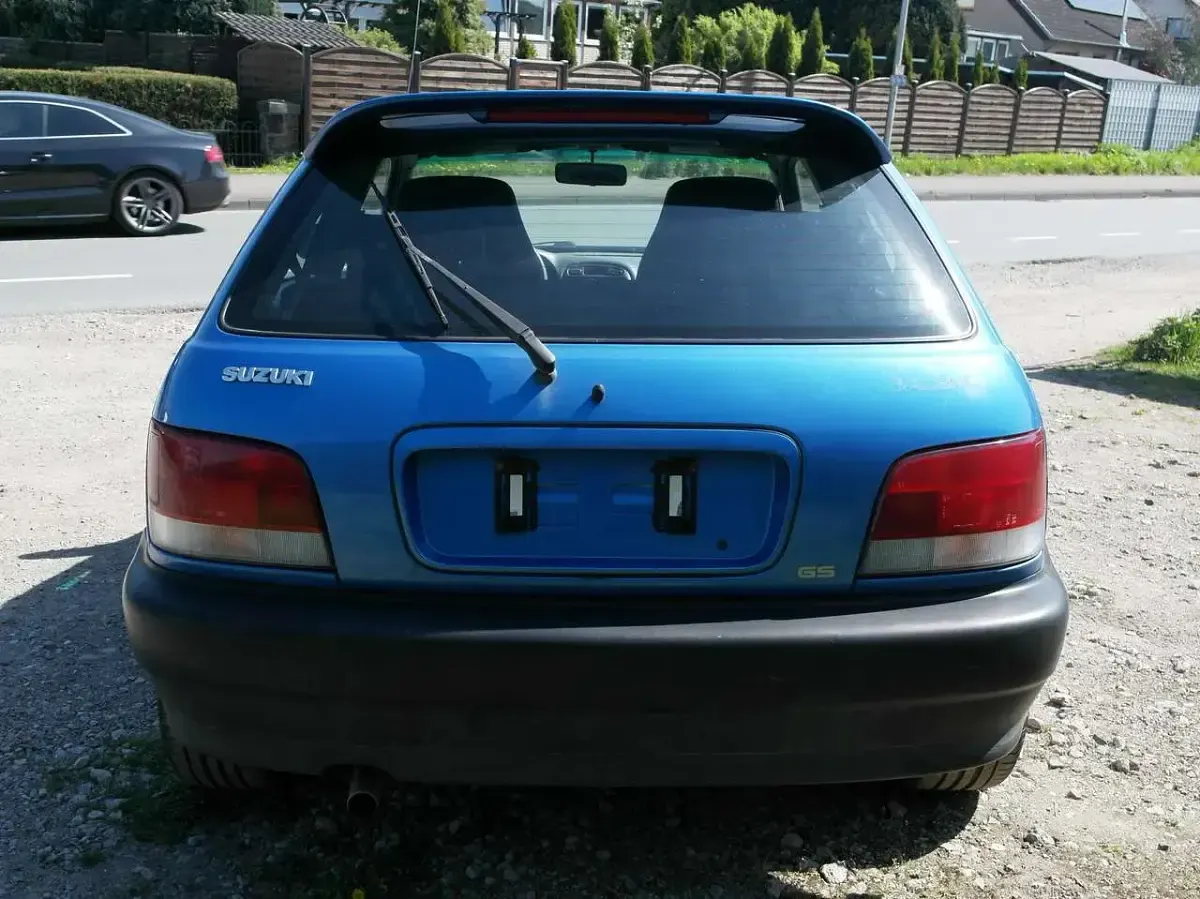 Gebraucht Suzuki Baleno 86 PS (63 kW) 2002 Other Limousine