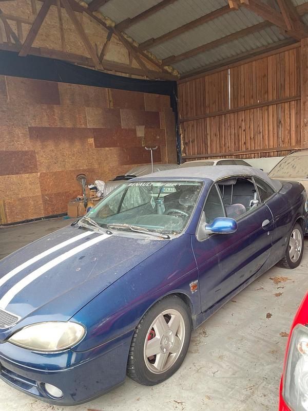 Gebraucht Renault Mégane Cabriolet 109 PS (80 kW) 2001 Blau Cabrio