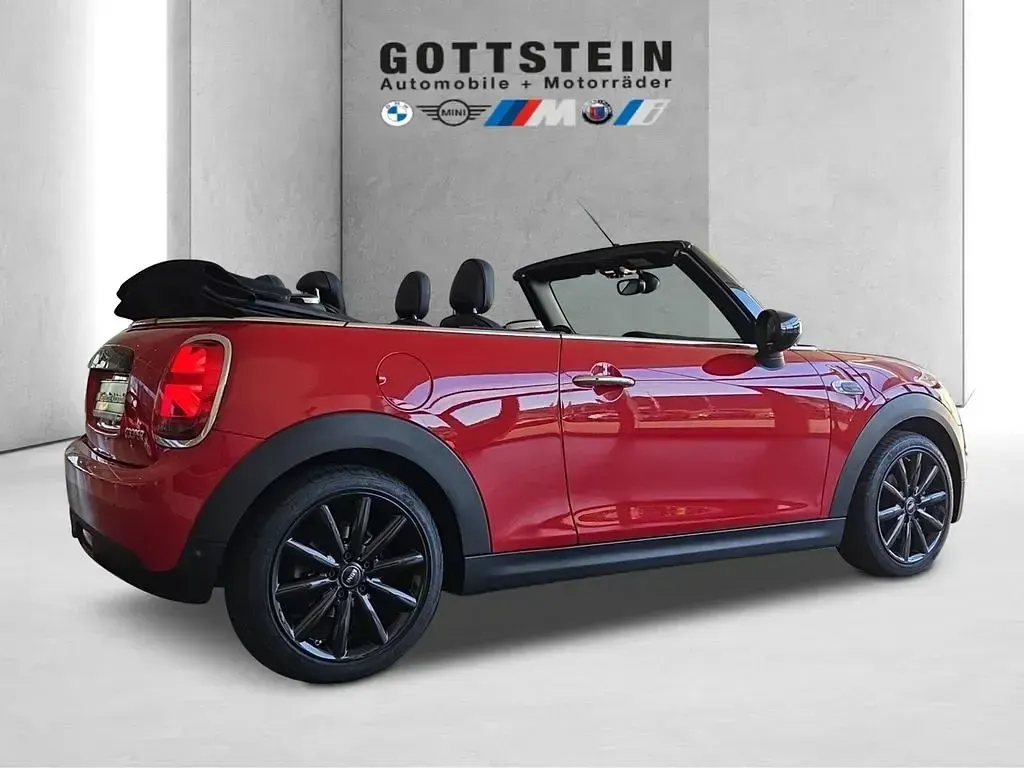 Gebraucht Mini Cooper Cabriolet 136 PS (100 kW) 2019 Chili red Cabrio
