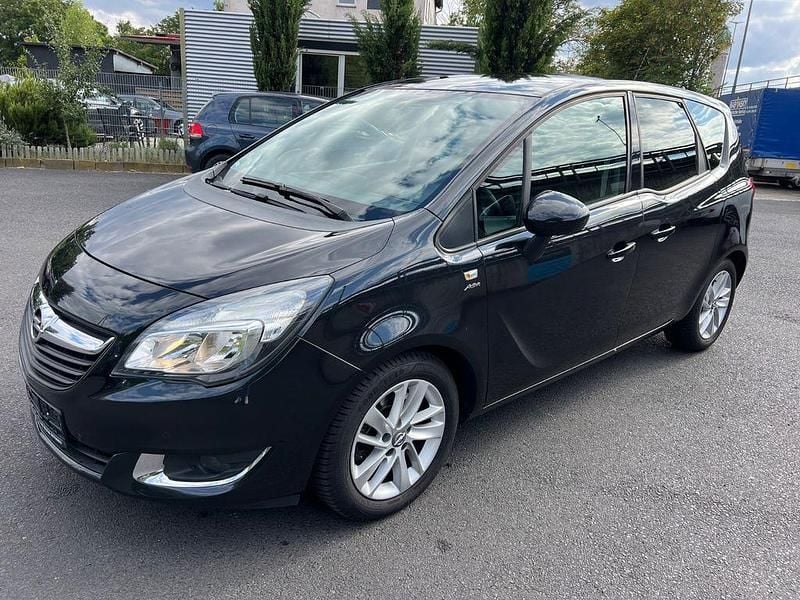 Schwarz Gebraucht 2017 Opel Meriva Active Van / Kleinbus | 6.900 € (Fairer Preis) - Bild 1/4