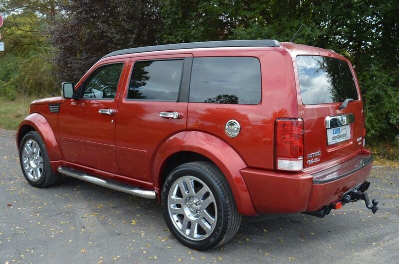 Gebraucht Dodge Nitro 264 PS (194 kW) 2007 Rot SUV