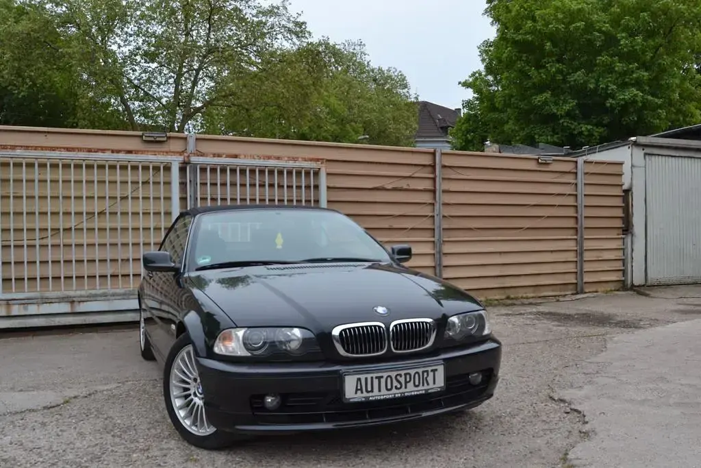 Gebraucht BMW 323 Cabriolet Performance 170 PS (125 kW) 2000 Schwarz Cabrio