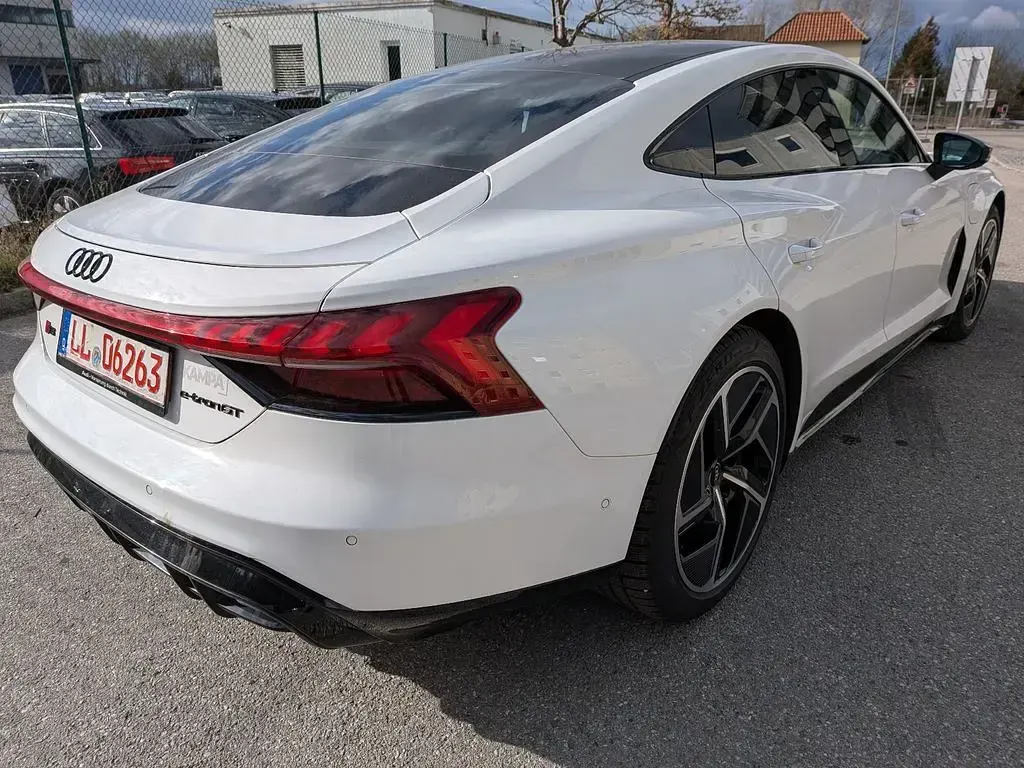Gebraucht Audi RS e-tron GT Exclusive 439 kW (598 PS) 2022 Weiß Limousine