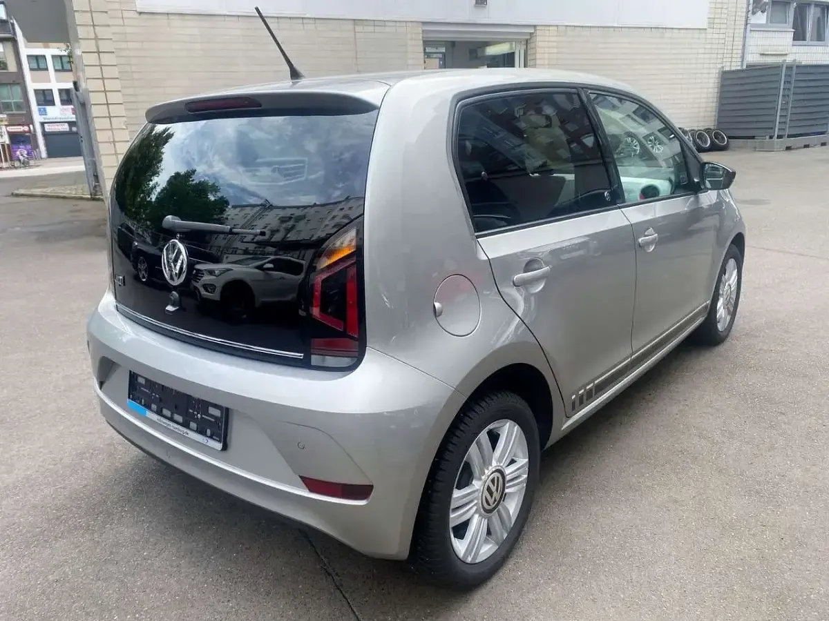 Gebraucht VW up! Beats 60 PS (44 kW) 2017 Tungsten silver Kleinwagen