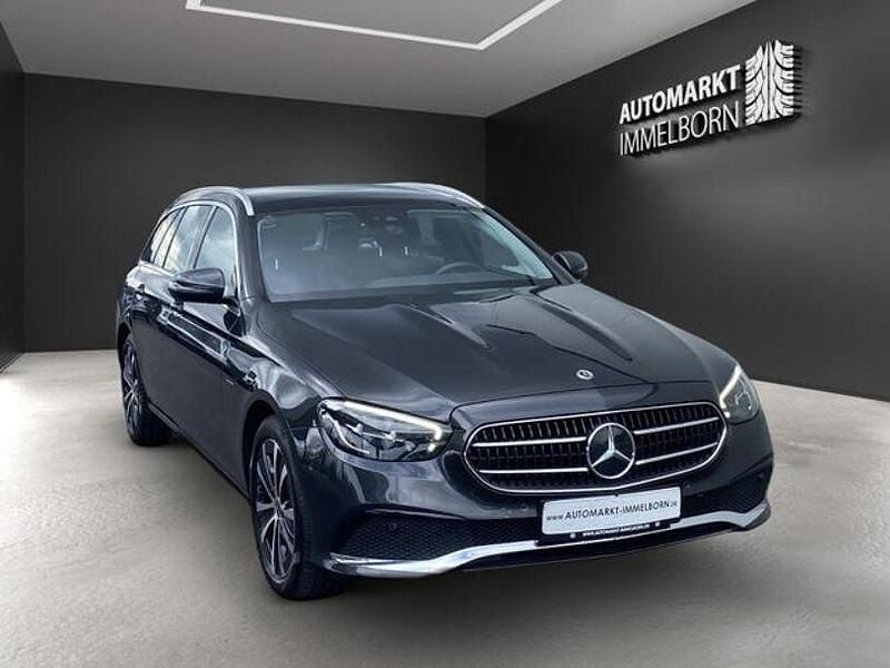 Gebraucht Mercedes E300 320 PS (235 kW) 2021 Matt (metallic) Kombi