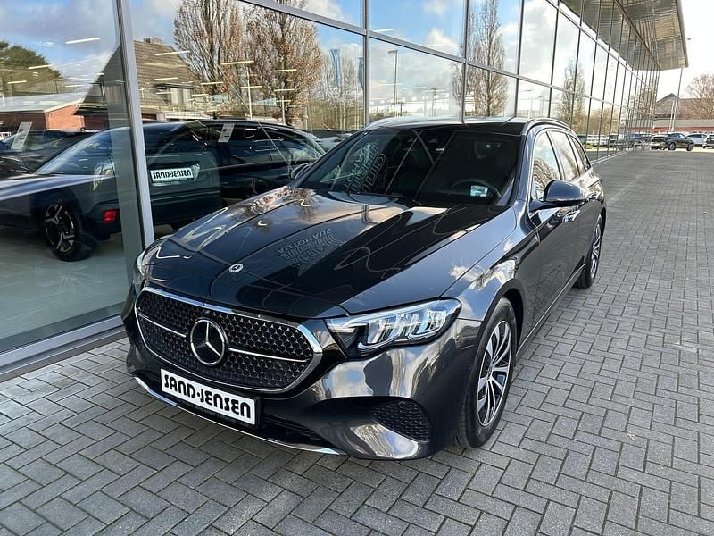 Gebraucht Mercedes E220 Advanced 197 PS (144 kW) 2025 Grafit grau metallic Kombi