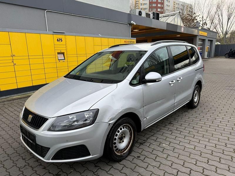 Gebraucht Seat Alhambra Reference 140 PS (102 kW) 2011 Silber Van / Kleinbus