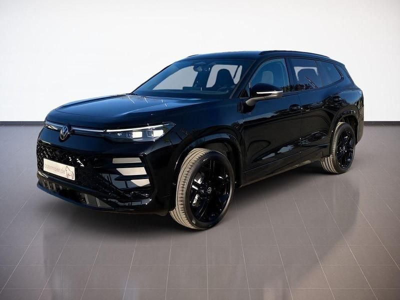 Neu VW Tayron R-line 193 PS (141 kW) 2026 Grenadillschwarz metallic SUV