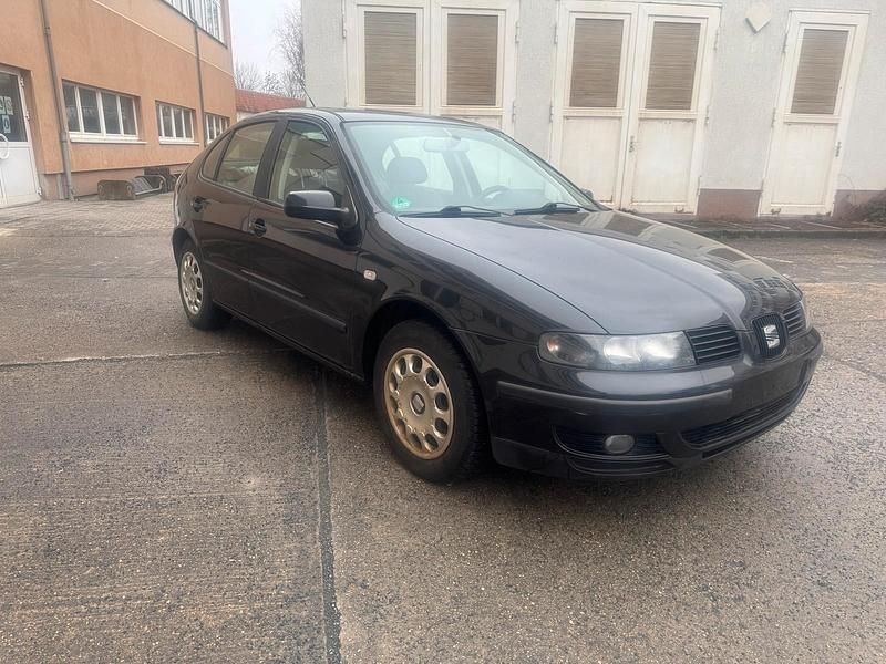Gebraucht Seat Leon 101 PS (74 kW) 2000 Schwarz Kleinwagen