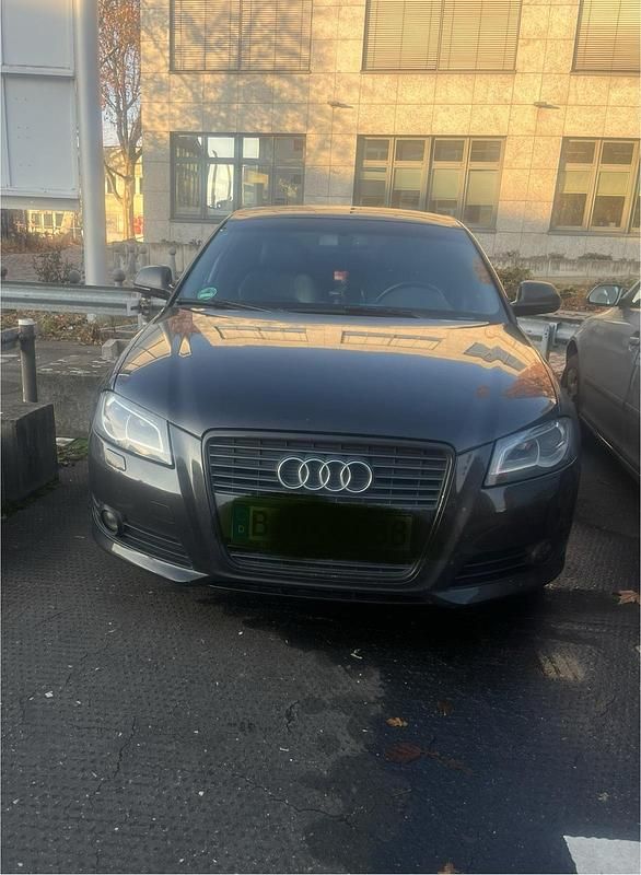 Braun Gebraucht 2009 Audi A3 S-Line Kleinwagen | 6.700 € (Guter Preis) - Bild 1/4