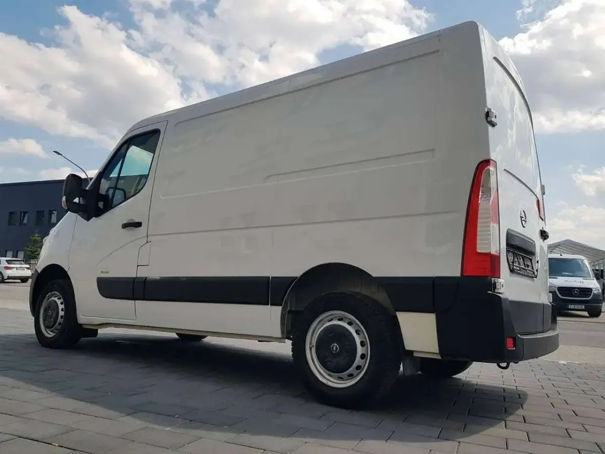 Gebraucht Opel Movano 110 PS (80 kW) 2018 Van / Kleinbus