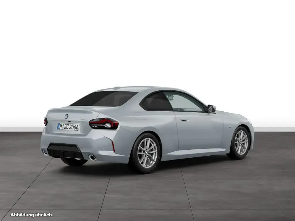 Gebraucht BMW 220 M Sport 184 PS (135 kW) 2026 Grau Coupé