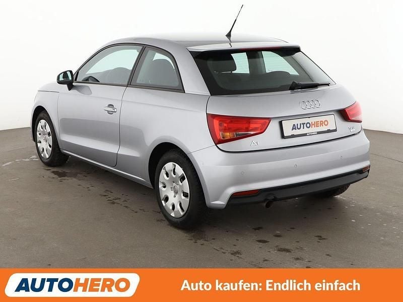 Gebraucht Audi A1 Comfort 95 PS (69 kW) 2016 Grau Kleinwagen