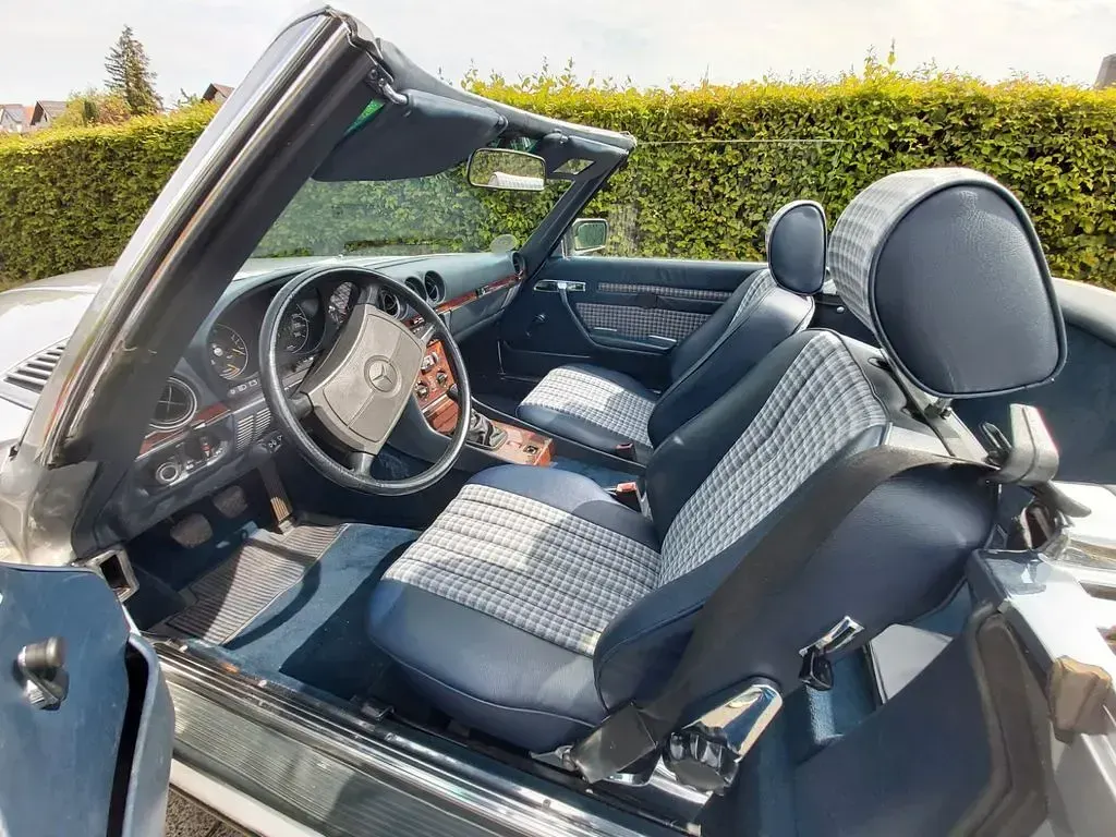 Gebraucht Mercedes SL300 179 PS (131 kW) 1986 Grau Cabrio