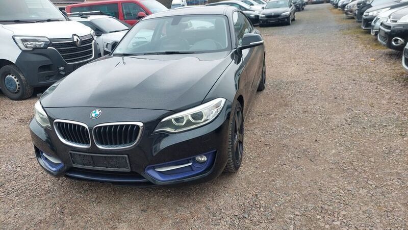 Black sapphire metallic Gebraucht 2014 BMW 220 Coupé | 8.500 € (Guter Preis) - Bild 1/4