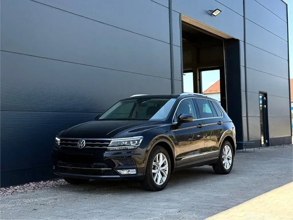 Gebraucht VW Tiguan Highline 150 PS (110 kW) 2017 Schwarz SUV