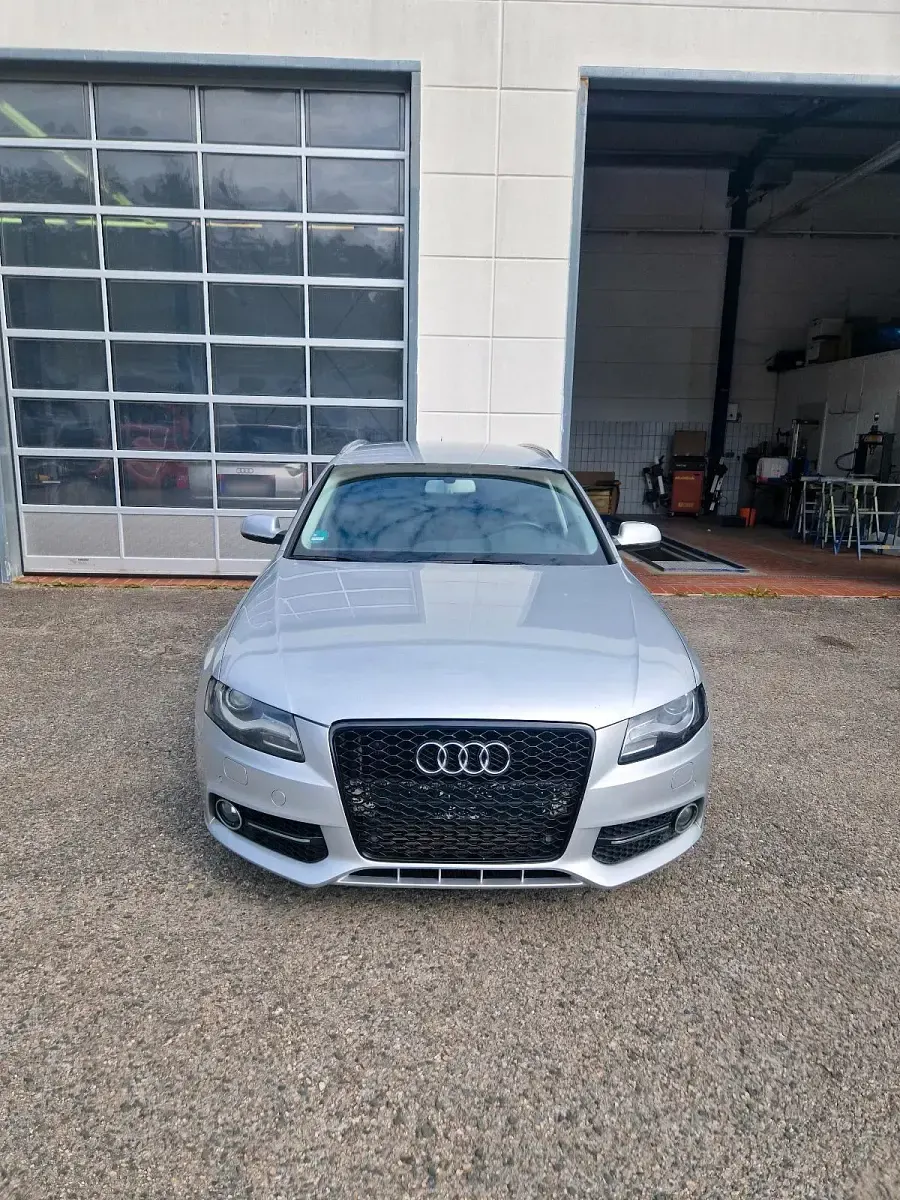Używany Audi A4 120 KM (88 kW) 2009 Srebrny Kombi