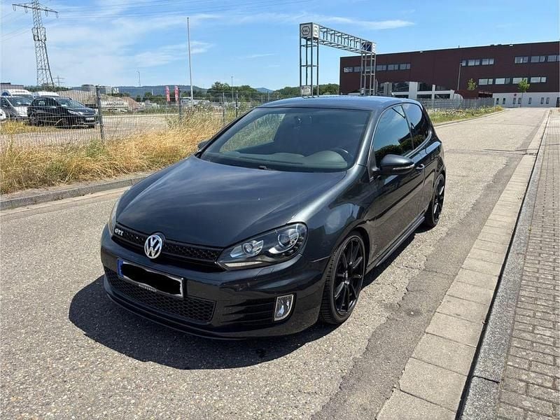 Grau Gebraucht 2009 VW Golf VI GTI Kleinwagen | 9.999 € (Etwas zu teuer) - Bild 1/4
