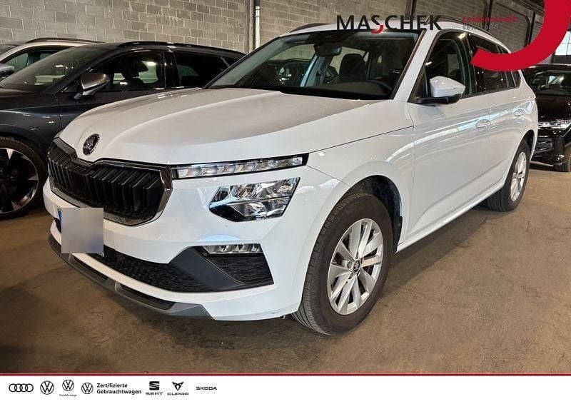 Weiß Gebraucht 2025 Skoda Kamiq Selection SUV | 17.740 € (Superpreis) - Bild 1/4