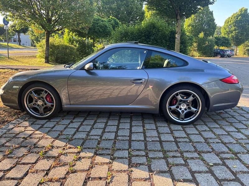 Grau Gebraucht 2008 Porsche 911 Carrera Coupé | 44.000 € (Fairer Preis) - Bild 1/4