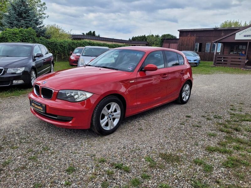 Gebraucht BMW 116 Advantage 122 PS (89 kW) 2009 Rot Kleinwagen