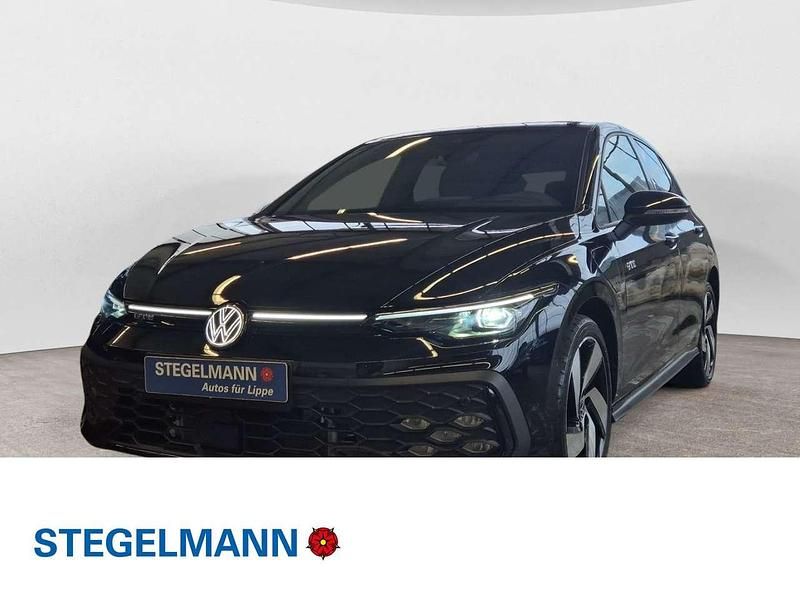 Grenadillschwarz metallic Neu 2025 VW Golf VIII GTE Limousine | 49.830 € (Fairer Preis) - Bild 1/4