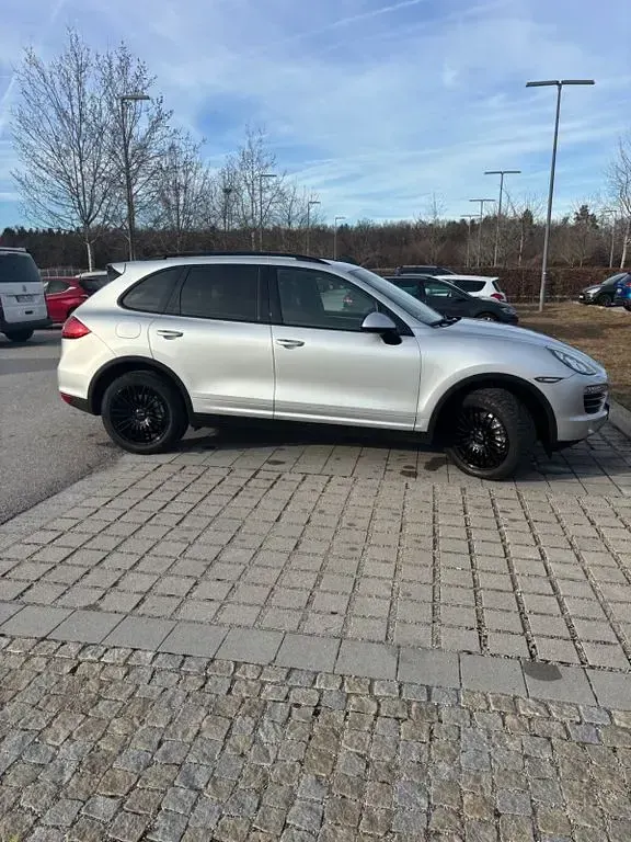 Gebraucht Porsche Cayenne S 400 PS (294 kW) 2010 Silber SUV