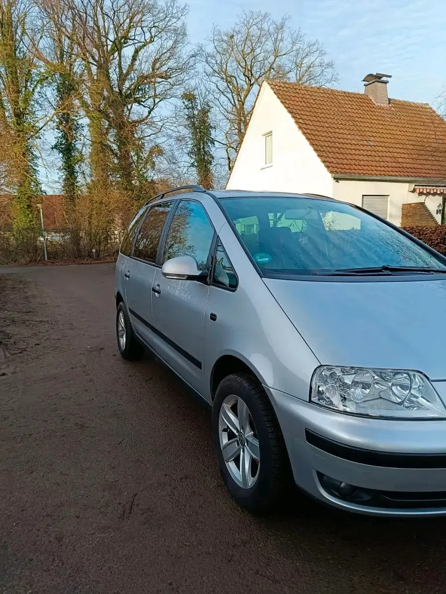 Gebraucht VW Sharan 140 PS (102 kW) 2007 Grau Van / Kleinbus